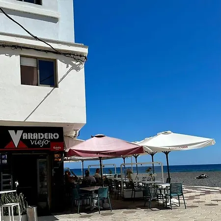 公寓 Casa Veronica 2. Piso Entero. 阿罗纳